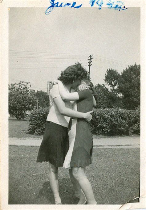 amature lesbians|Vintage Lesbians